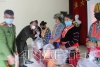 Ban giám đốc Công an tỉnh thăm, tặng quà các gia đình có hoàn cảnh khó khăn tại TP Điện Biên Phủ và huyện Nậm Pồ.