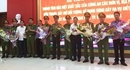 Khen thưởng vụ bắt đối tượng bắn chết 2 người ở Nghệ An
