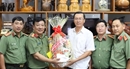 Giám đốc CA tỉnh Kiên Giang  thăm các gia đình có công, gia đình chính sách