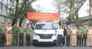 Công an tỉnh An Giang trao ôtô cấp cứu người bị tai nạn giao thông