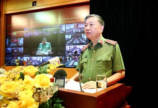 Description: Bộ trưởng Bộ Công an Tô Lâm phát biểu tại hội nghị